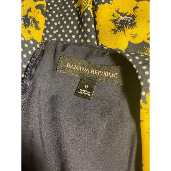 Banana Republic SZ 6 Nvy/White Polka Dot W/ Floral Design - Picture 4 of 11
